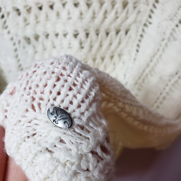 American Eagle Outfitters Sweater - Picture 4 of 4